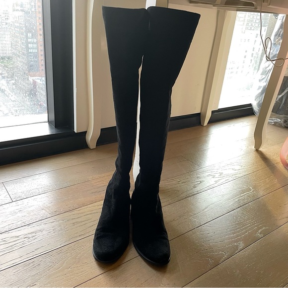 ❌Item Sold ❌ Stuart Weitzman Black Suede 5050 Reserve over the knee boots - Picture 3 of 6